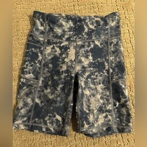 EUC Gapfit blackout technology blue tie dye biker shorts, XS